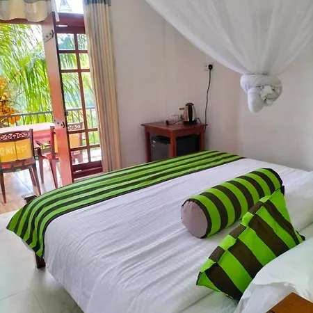 Ella Cloud Castle Homestay Exterior photo