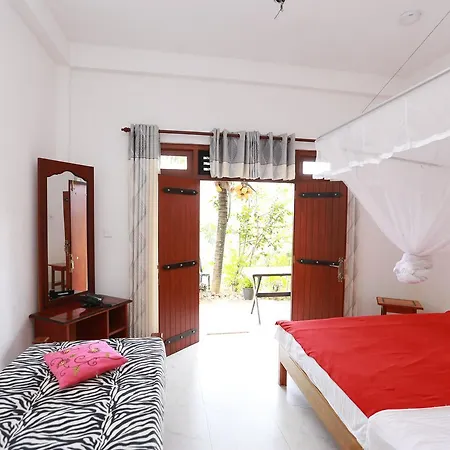 Ella Cloud Castle Homestay Exterior photo